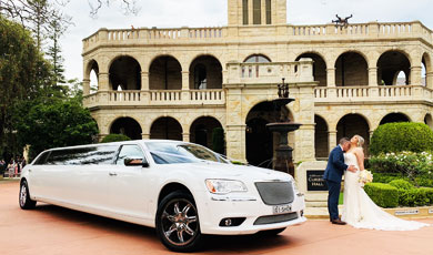 Chrysler 300C Super Stretch Limousine